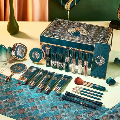 Ultimate 23-Piece Luxury Makeup & Skincare Set – All-in-One Full Face Beauty Kit in Large Vintage Jewelry Chest – Includes Eyeshadow, Lipstick, Foundation & Creams