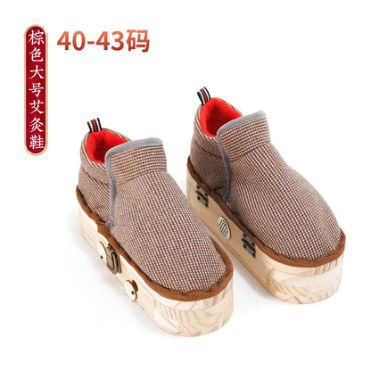 Wooden Moxibustion Foot Massager Shoes – Portable Moxa Box Boots for Herbal Heat Therapy – Traditional Chinese Medicine Tool for Detox, Circulation & Cold Feet Relief