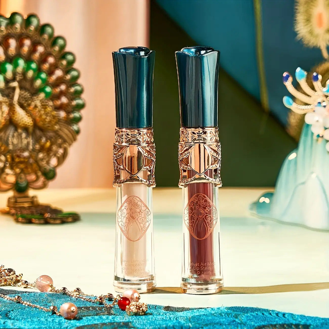 Ultimate 23-Piece Luxury Makeup & Skincare Set – All-in-One Full Face Beauty Kit in Large Vintage Jewelry Chest – Includes Eyeshadow, Lipstick, Foundation & Creams